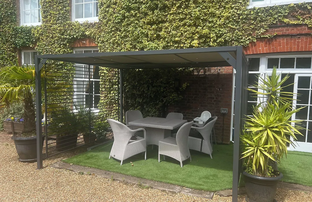 Harmondsworth Hall Guest House-1